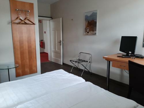 Hotel Sleep & Go! Self-service Rooms