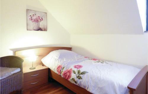 Eighteen-bedroom Holiday Home In Oberstadfeld