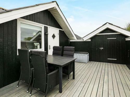 Holiday Home Fan� XXIV