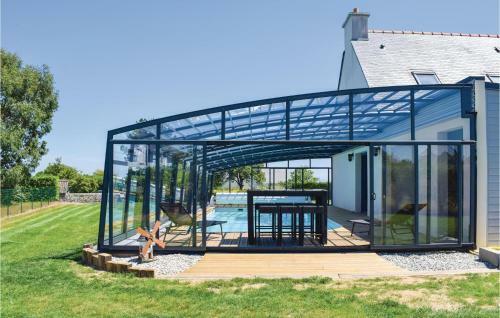 Four-bedroom Holiday Home In Plouezec