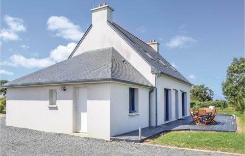 Four-bedroom Holiday Home In Plouezec