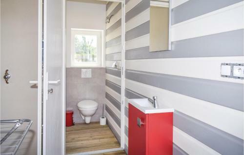 Four-bedroom Holiday Home In Plouezec