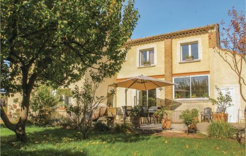 Five-bedroom Holiday Home In Bollene