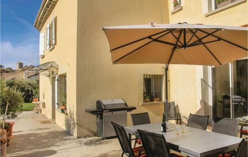 Five-bedroom Holiday Home In Bollene