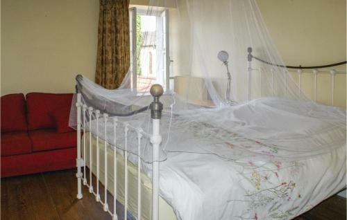 Four-bedroom Holiday Home In Escos