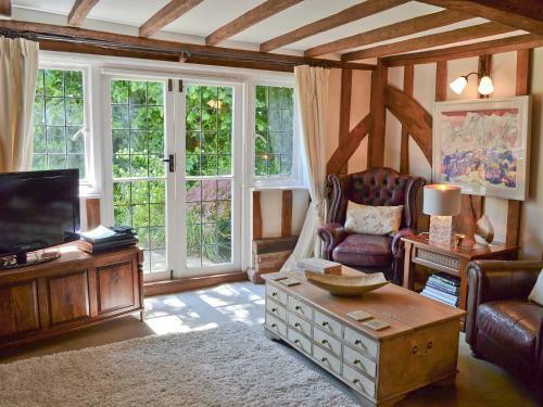 How Wood Cottage