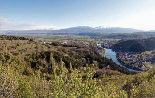 Seven-bedroom Holiday Home In Cacvina