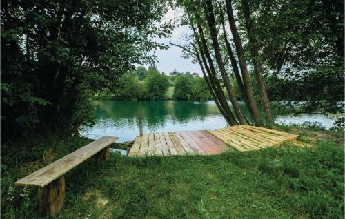 Two-bedroom Holiday Home In Galovic Selo