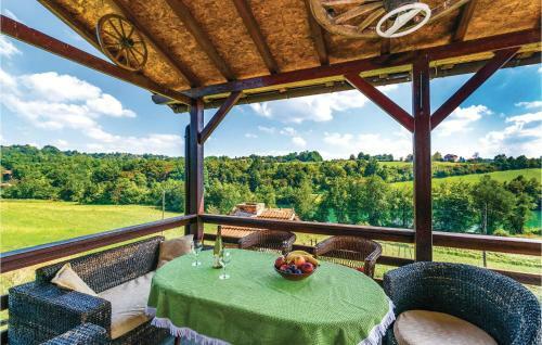 Two-bedroom Holiday Home In Galovic Selo