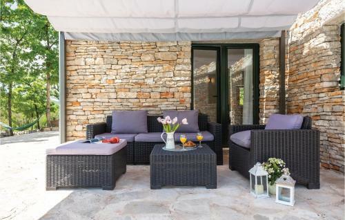 Four-bedroom Holiday Home In Krivodol
