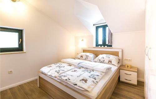 Four-bedroom Holiday Home In Krivodol