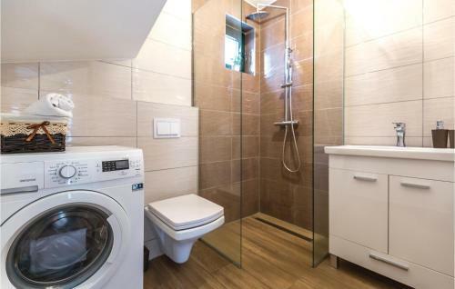 Four-bedroom Holiday Home In Krivodol