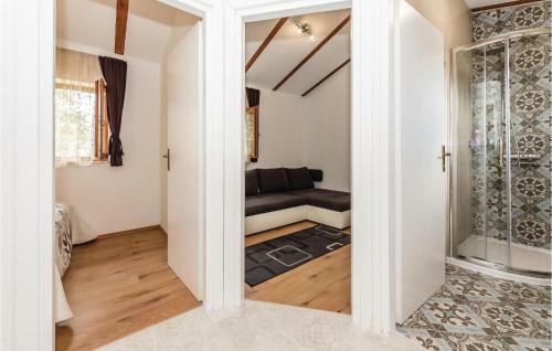 Three-bedroom Holiday Home In Mratovo