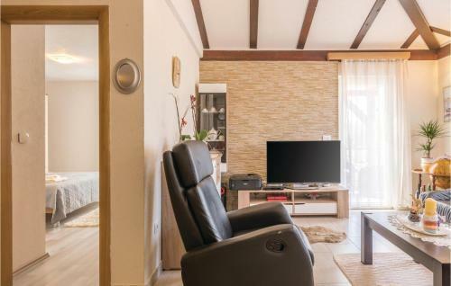 Four-bedroom Holiday Home In Novigrad