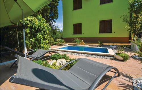 Two-bedroom Apartment In Portoroz