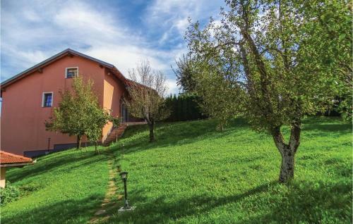 Two-bedroom Holiday Home In Pivka