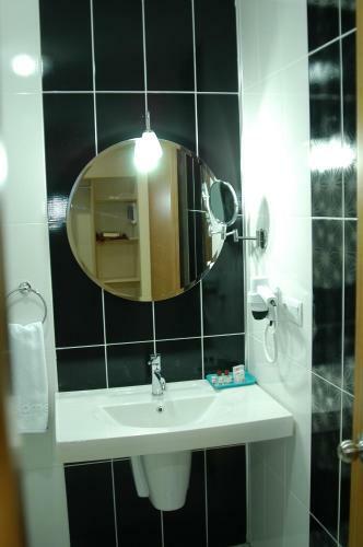 Arsames Hotel