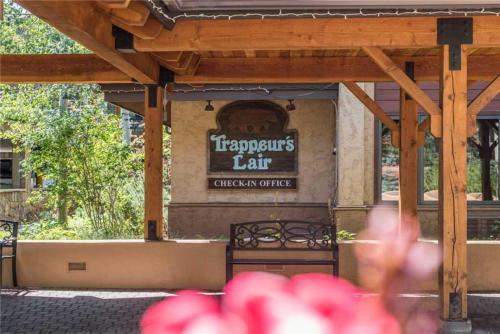 3101 Champagne Lodge, Trappeur's Crossing