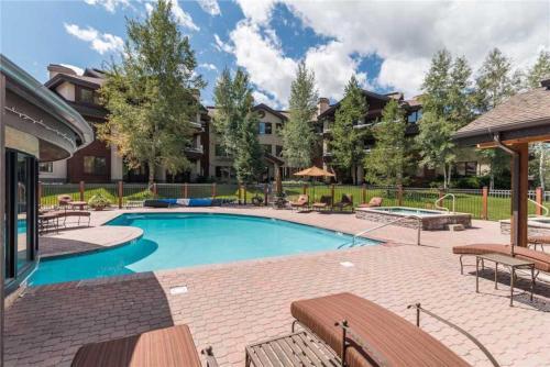 3101 Champagne Lodge, Trappeur's Crossing