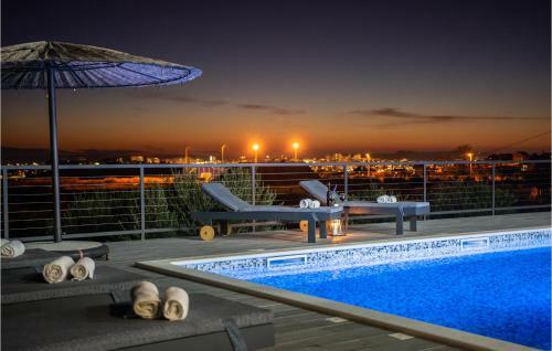 Four-bedroom Holiday Home In Kucine