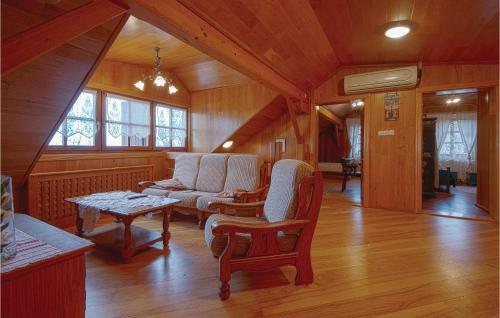 Six-bedroom Holiday Home In Ludbreg