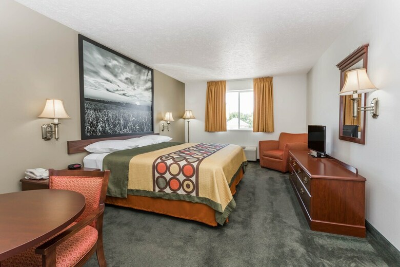 Hotel Super 8 By Wyndham Alma