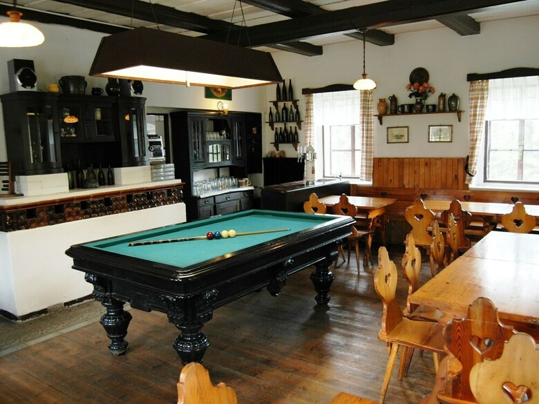 Apartamentos Rustic Mansion In Jetrichovice With Private Terrace