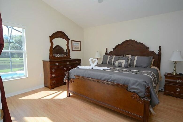 4630 4 Bedroom Private Pool Home, Cumbrian Lakes
