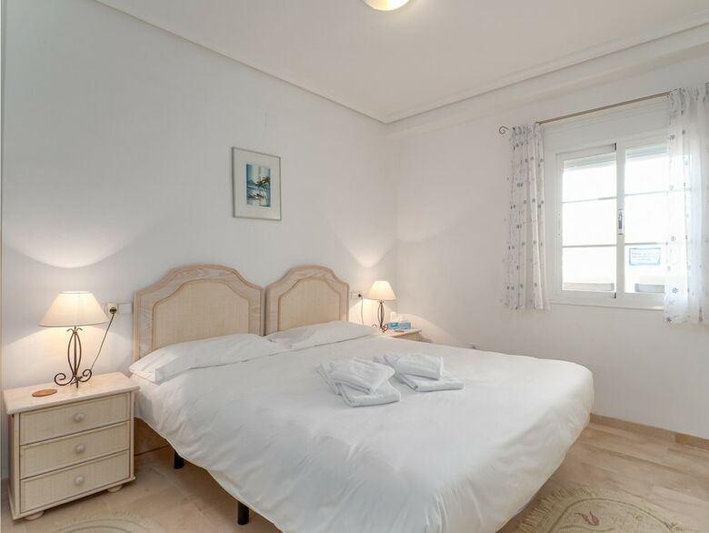 Apartamentos Jardines de Casares 5002