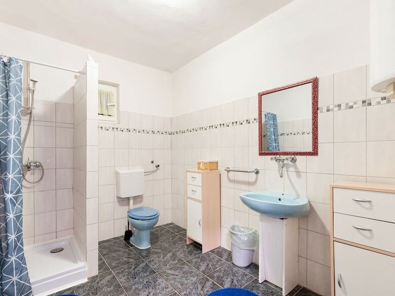 Apartamentos Charming Home With Private Terrace And Garden