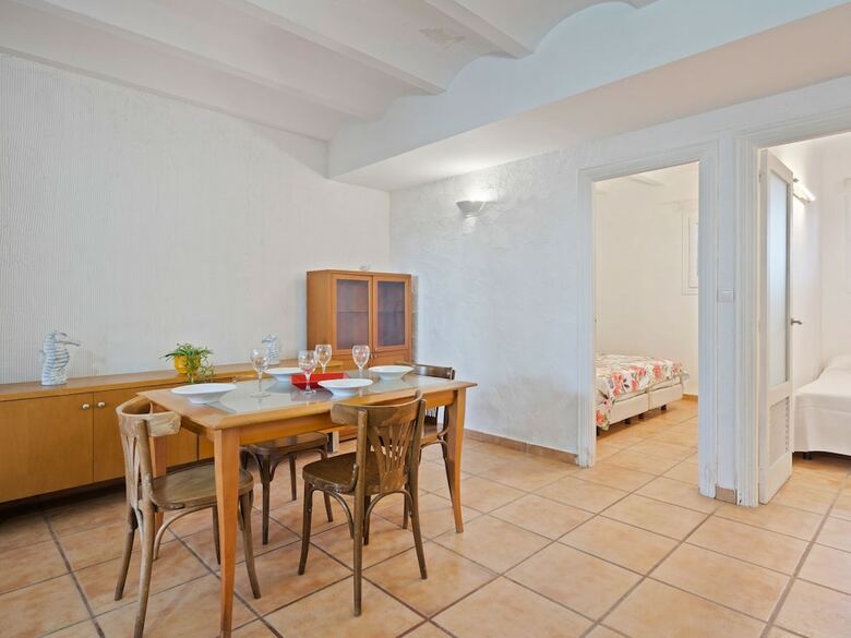 Arty Bungalow In Oliva With Swimming Pool