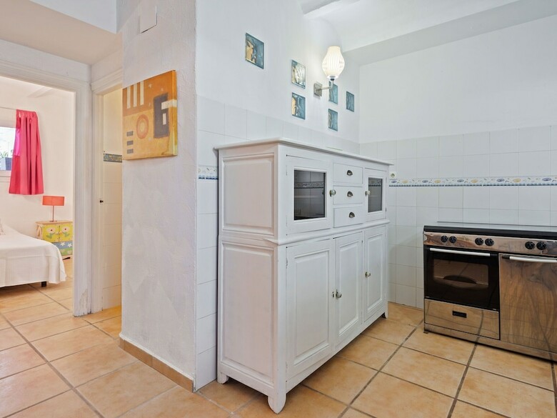 Arty Bungalow In Oliva With Swimming Pool