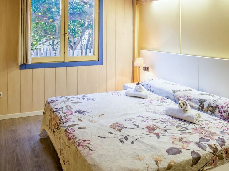 Beautiful Bungalow In Oliva With Swimming Pool