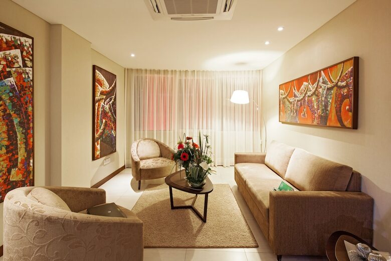 Camino Real Hotel