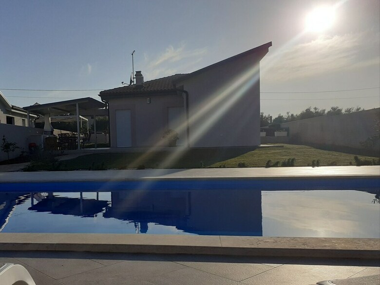 Villa Serene Holiday Home In Novigrad With Private Pool