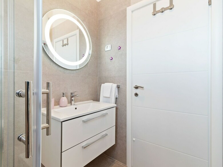 Villa Serene Holiday Home In Novigrad With Private Pool