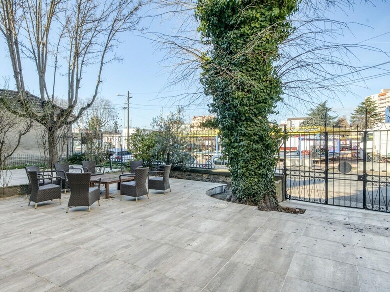 Homely Apartment In Roanne With Terrace