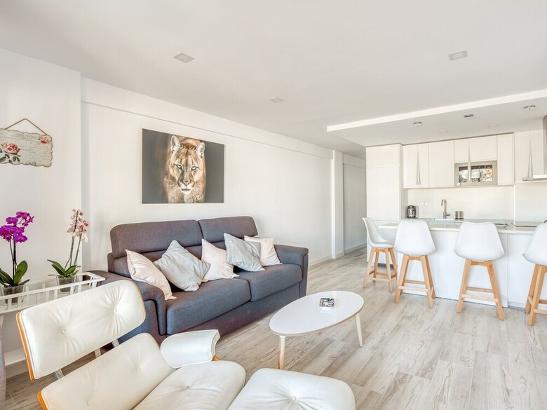 Modern Apartment In Torremolinos With Swimming Pool