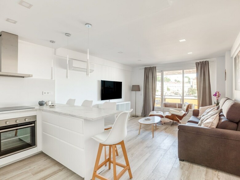 Modern Apartment In Torremolinos With Swimming Pool