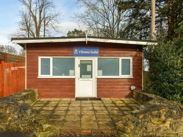 Enticing Home In Hastings Near Castle