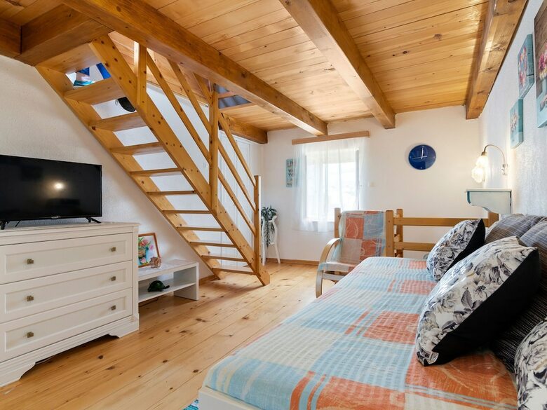 Quaint Farmhouse In Krmed With Garden