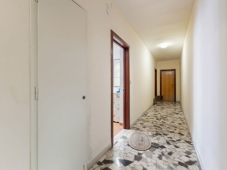 Attractive Apartment In Sanremo With Balcony