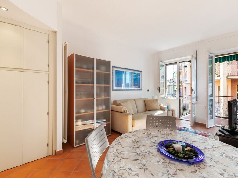 Attractive Apartment In Sanremo With Balcony