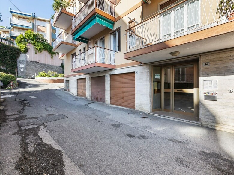 Attractive Apartment In Sanremo With Balcony