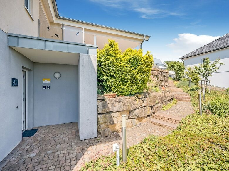 Charming Apartment In Weinsheim With Garden