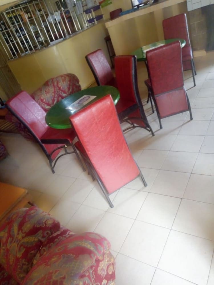 Hotel Senior Chief Wambugu Palace