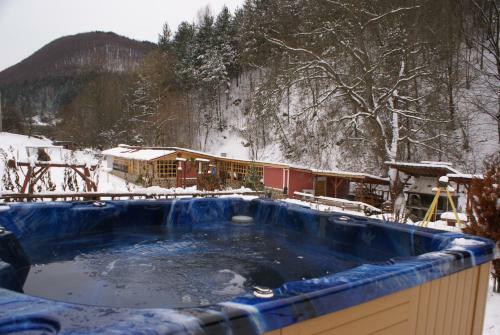 Chiflik Nenkovi Family Hotel