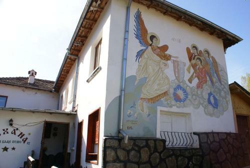 Chiflik Nenkovi Family Hotel
