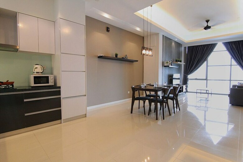 Apartamentos Azure Residence By Sleepy Bear