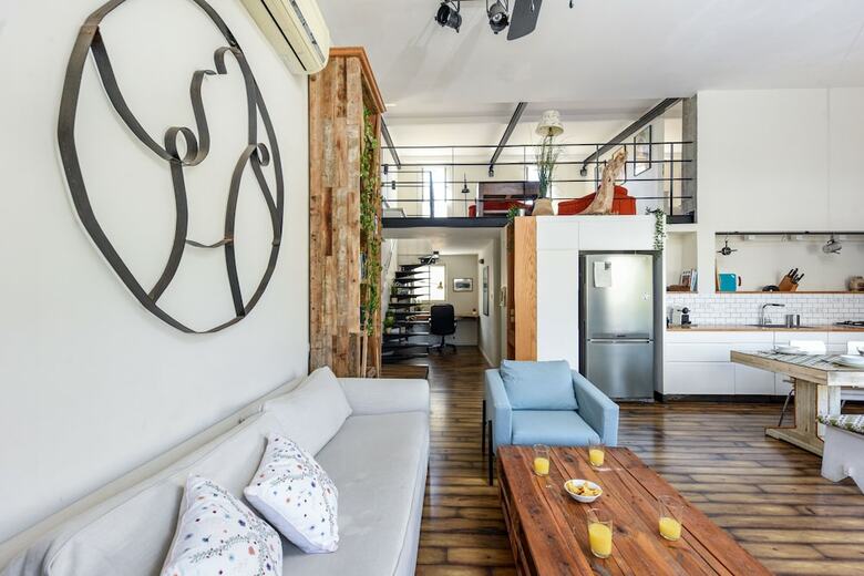Apartamento Captivating Apt Wt Balcony And Roof Top